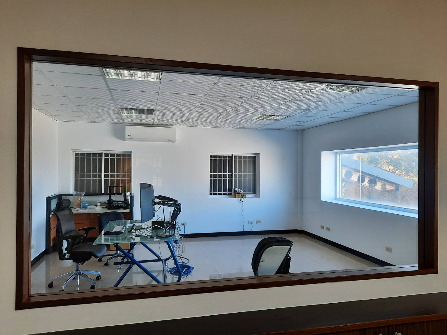 辦公室重新整理粉刷